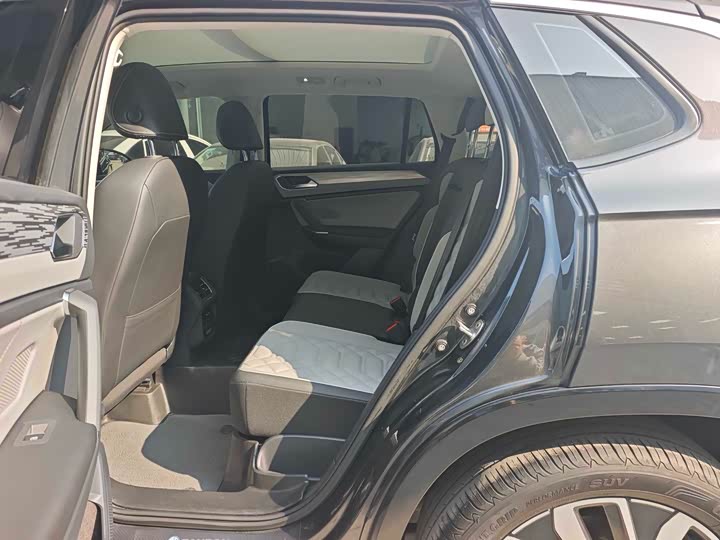 Фото 6 - Volkswagen Tayron