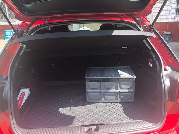 Фото 4 - Audi Q2L e-tron