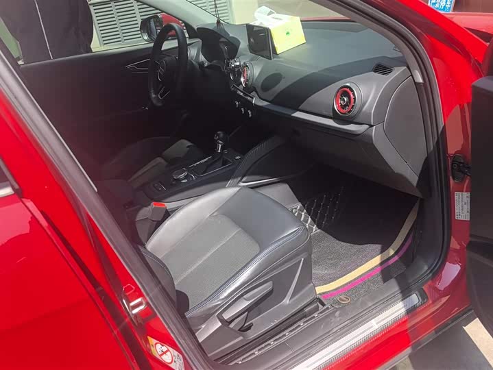 Фото 8 - Audi Q2L e-tron