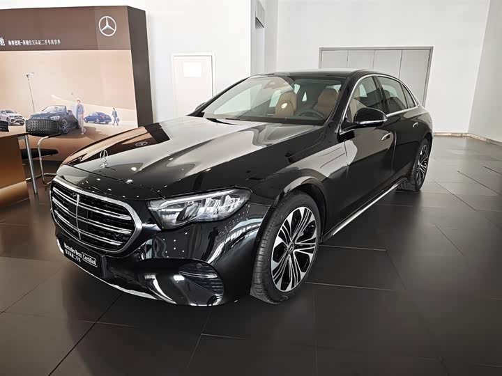 Фото 1 - Mercedes-Benz E-Class Hybrid