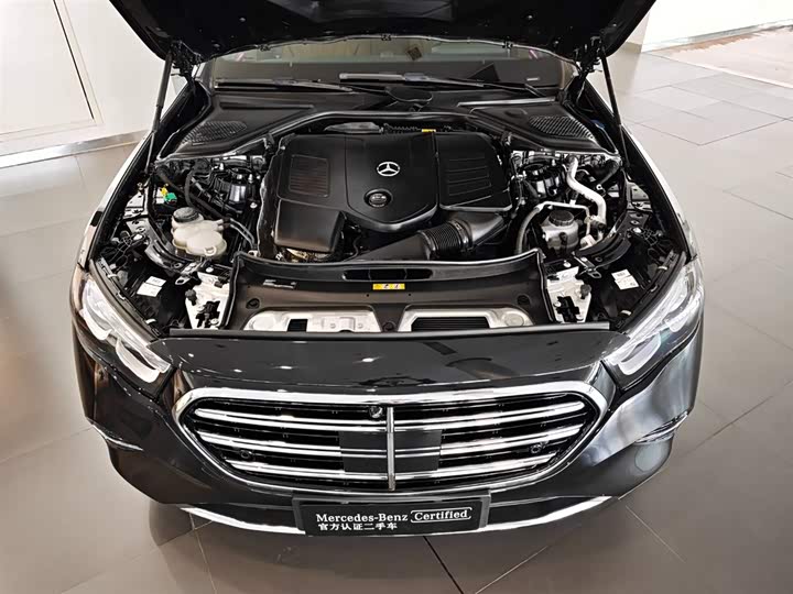 Фото 5 - Mercedes-Benz E-Class Hybrid