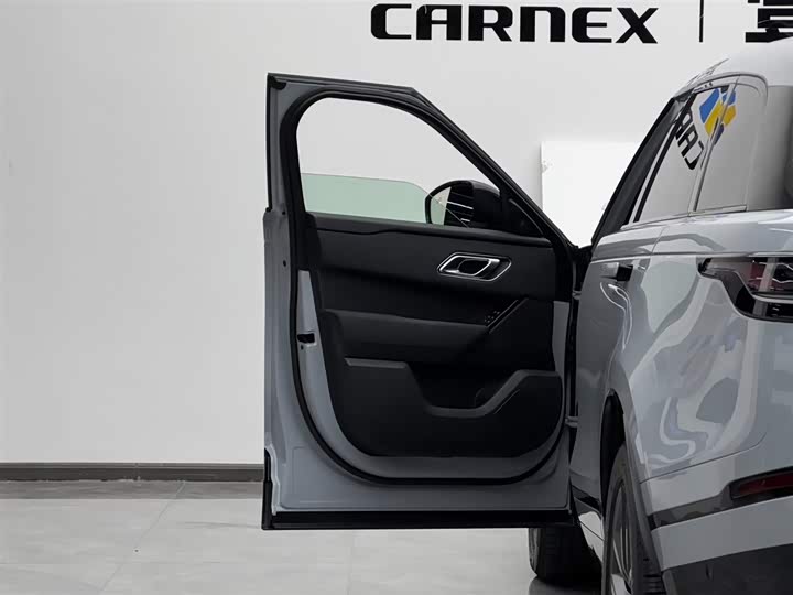 Фото 5 - Land Rover Range Rover Velar