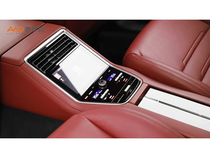 Фото 9 - Porsche Panamera