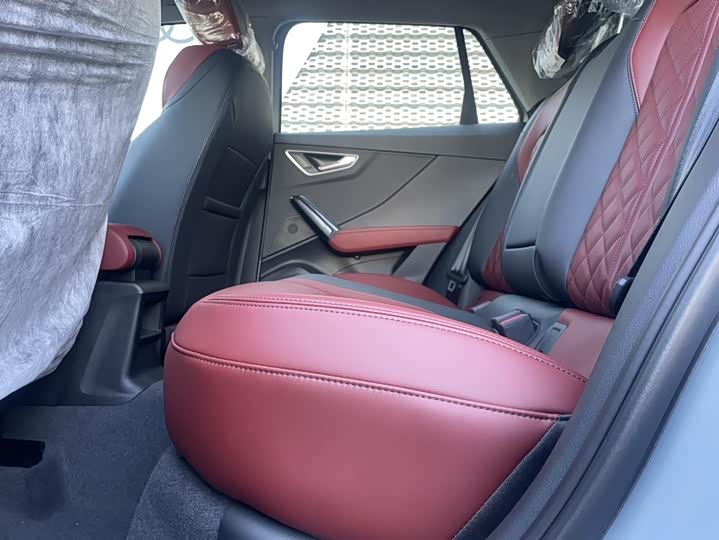 Фото 9 - Audi Q2L