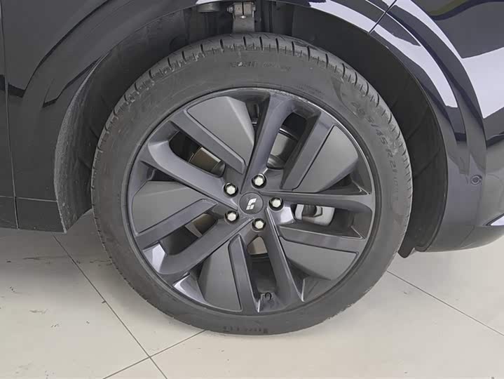 Фото 6 - LiXiang L6