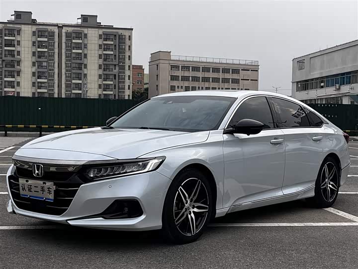 Photo 3 - Honda Accord