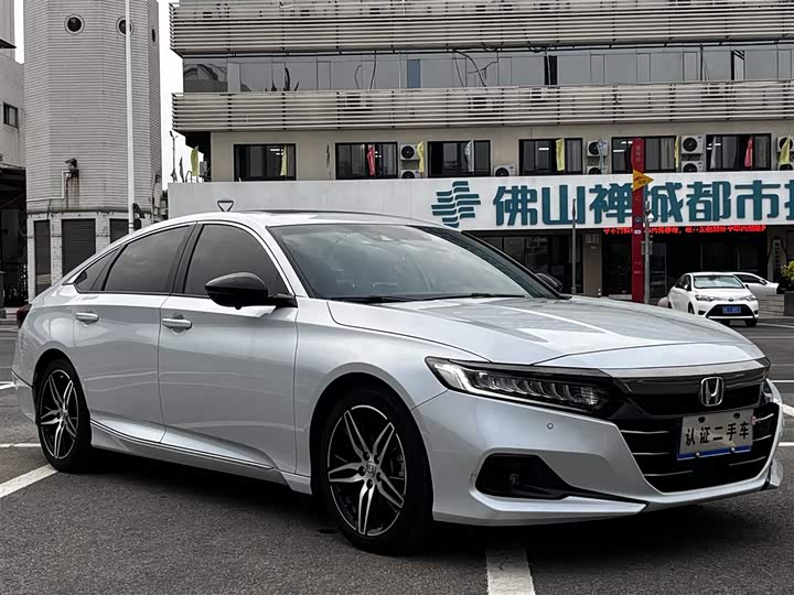 Photo 4 - Honda Accord