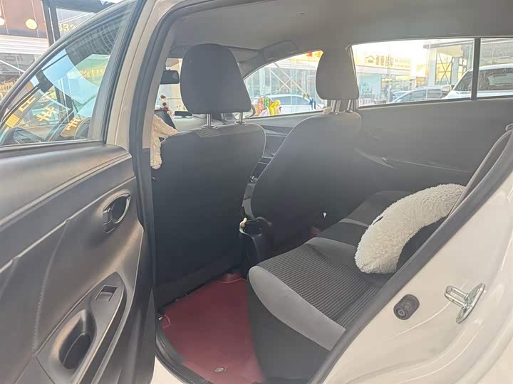 Фото 9 - Toyota Vios FS