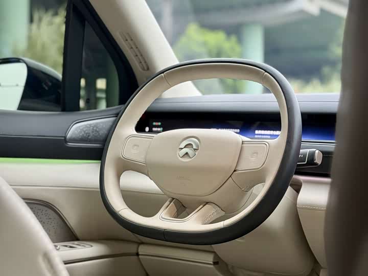 Фото 6 - Nio ES8