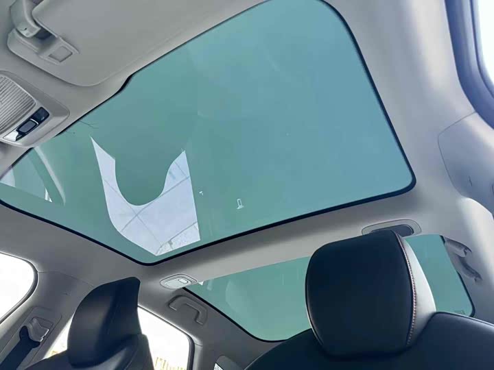 Фото 7 - XPeng P7