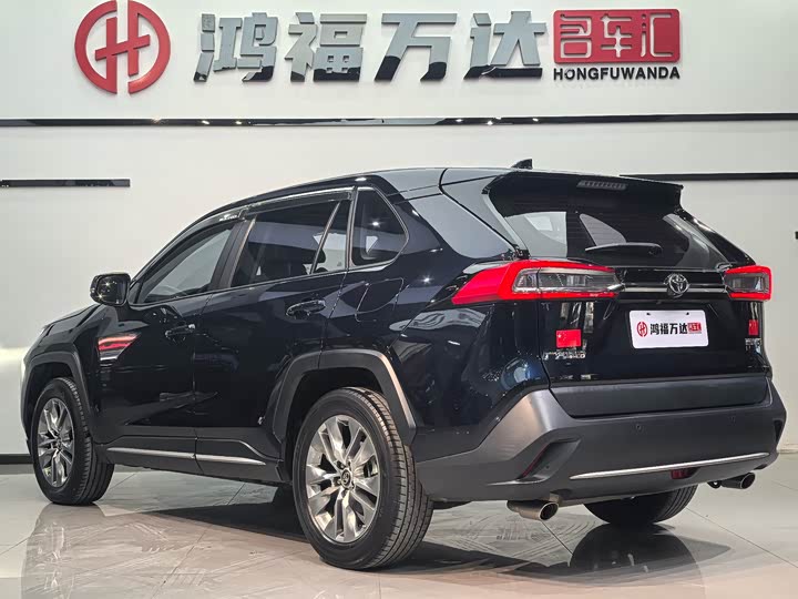 Photo 6 - Toyota Wildlander