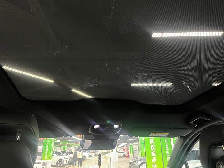 Фото 8 - Nio EC6