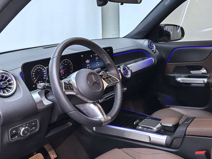 Фото 6 - Mercedes-Benz GLB-Class