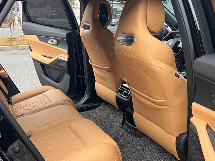 Фото 8 - Changan UNI-K