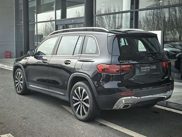 Фото 6 - Mercedes-Benz GLB-Class