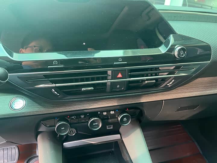 Фото 6 - Citroen C5 X