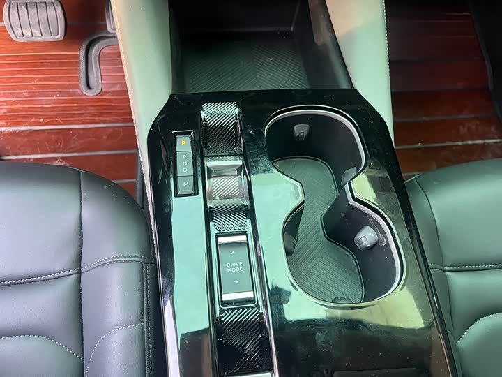 Фото 7 - Citroen C5 X