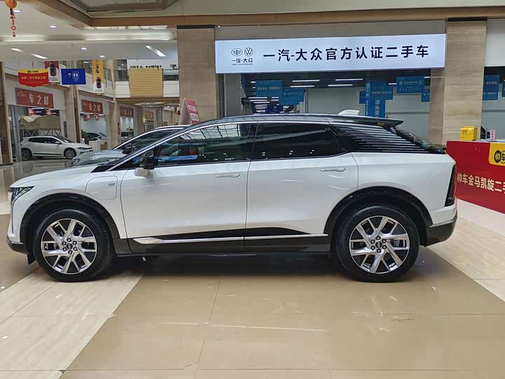 Фото 5 - Cadillac Optiq