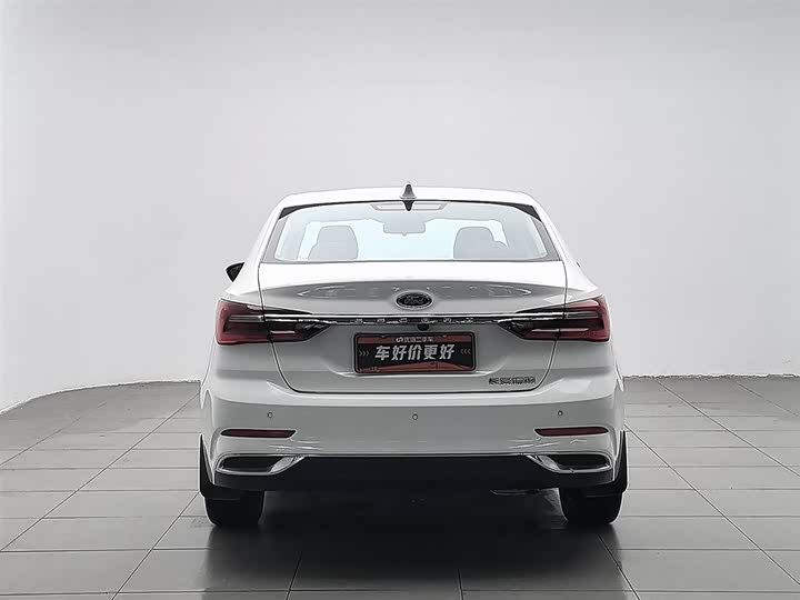 Фото 4 - Ford Escort