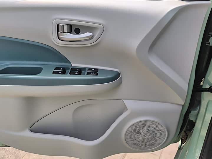 Фото 7 - Changan BenBen E-Star