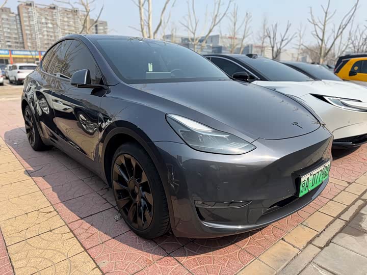 Фото 3 - Tesla Model Y