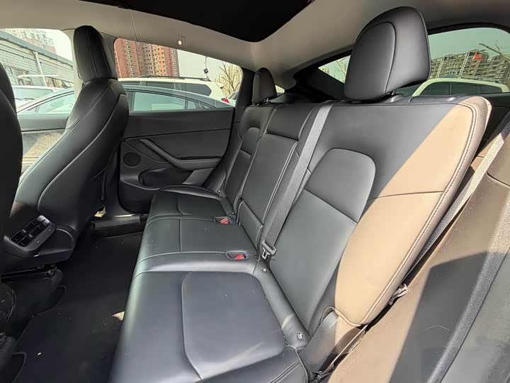 Фото 8 - Tesla Model Y