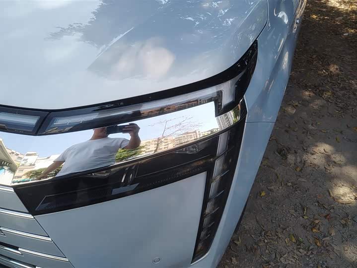 Фото 5 - GAC Trumpchi E8