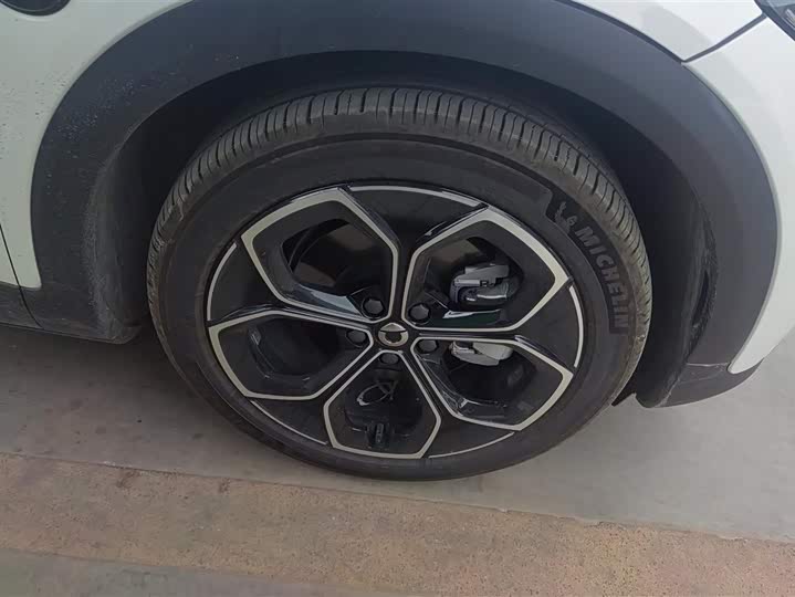 Фото 6 - Smart #3