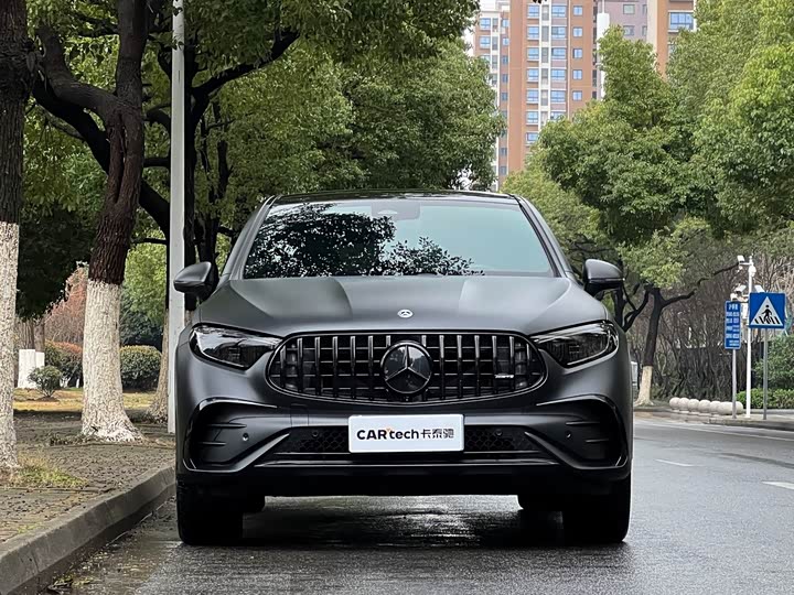 Photo 2 - Mercedes-Benz GLC-Class Coupe