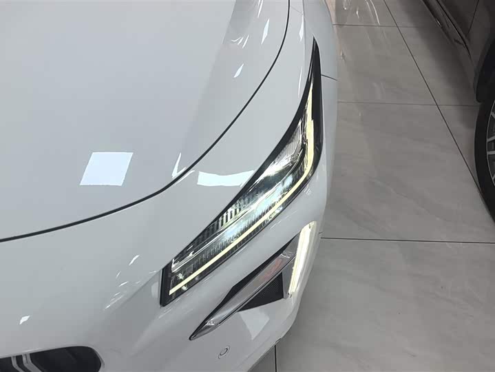 Фото 5 - Geely Preface L