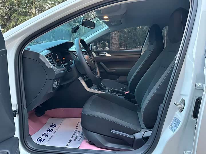 Фото 5 - Volkswagen Polo