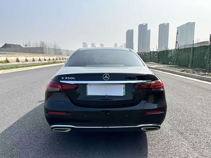 Фото 8 - Mercedes-Benz E-Class Hybrid