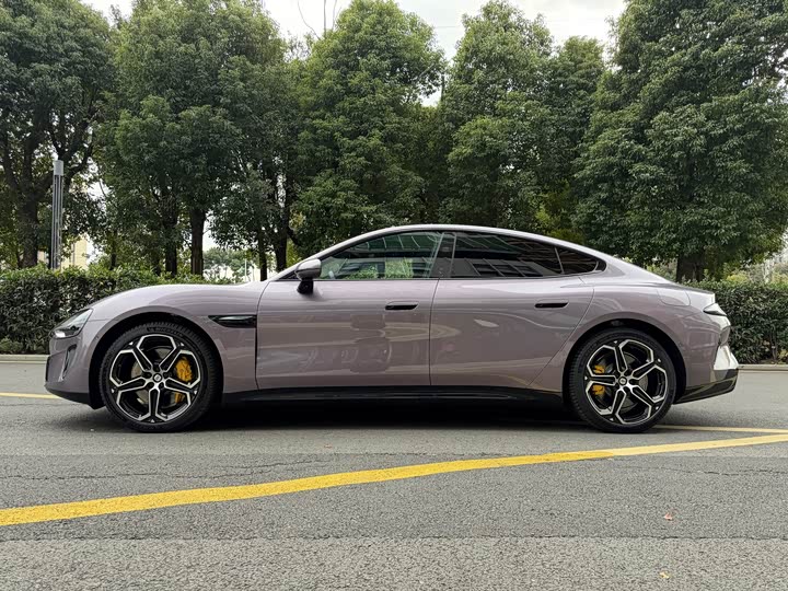 Фото 8 - Xiaomi SU7