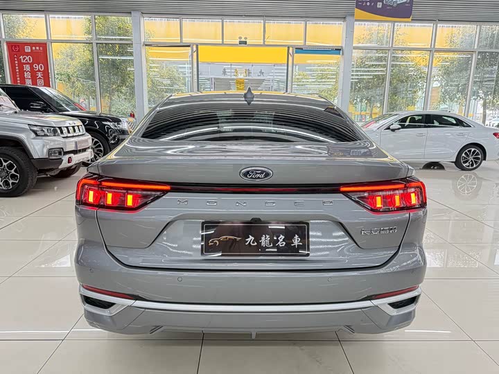 Photo 4 - Ford Mondeo