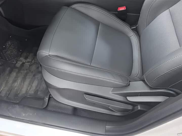 Фото 9 - Chery Tiggo 5x