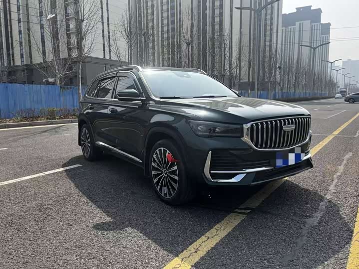 Фото 3 - Geely Monjaro