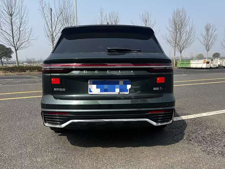 Фото 9 - Geely Monjaro