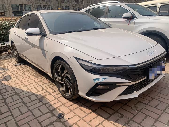 Фото 3 - Hyundai Elantra N line