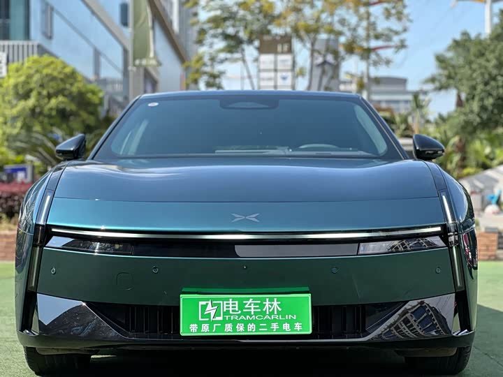 Фото 2 - XPeng P7