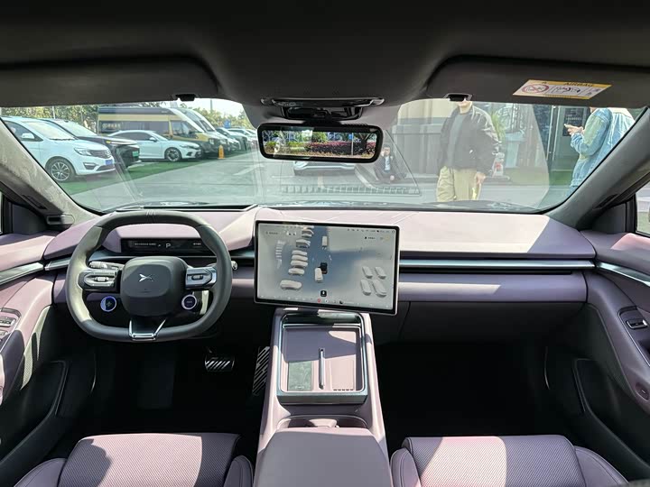 Фото 6 - XPeng P7