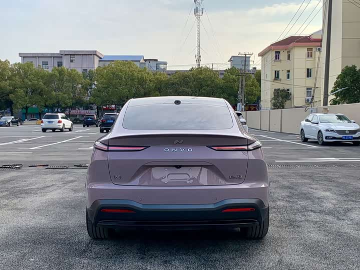 Фото 6 - Nio Onvo L60