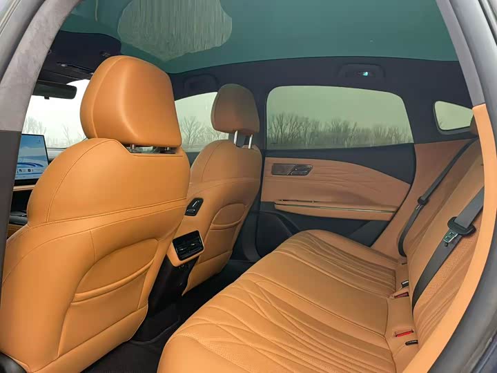 Фото 6 - Geely Galaxy Starshine 8 EM-i