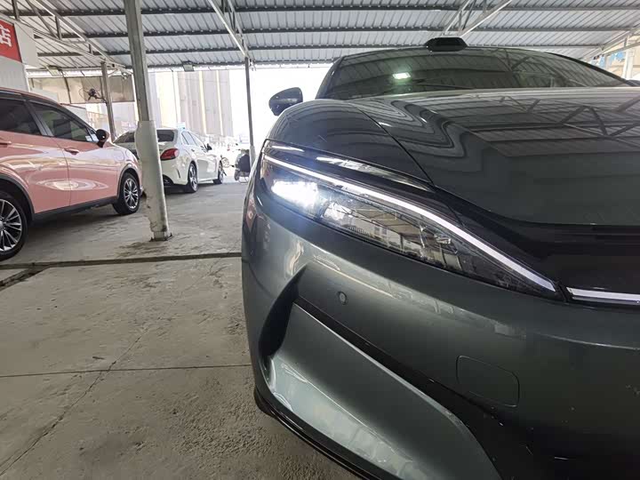 Фото 5 - BYD Han L