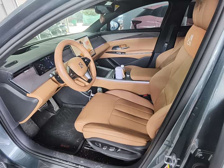 Фото 7 - BYD Han L