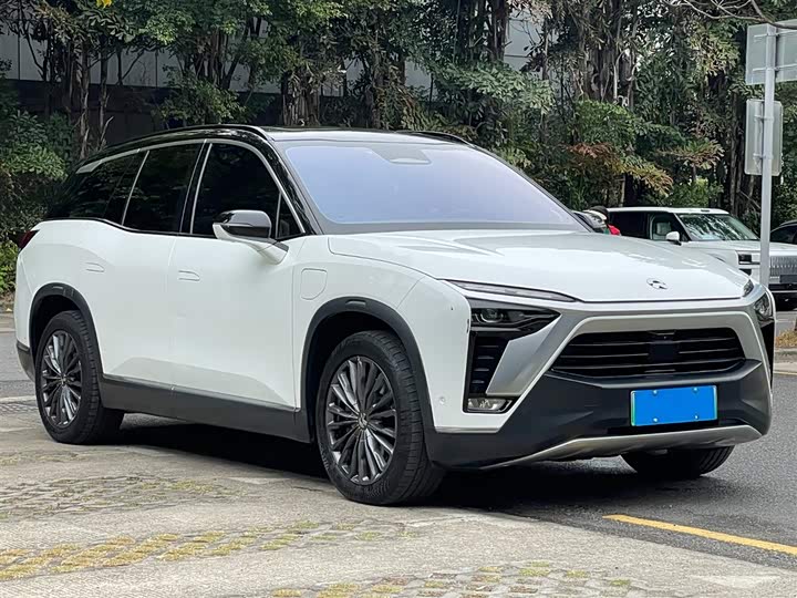 Фото 4 - Nio ES8