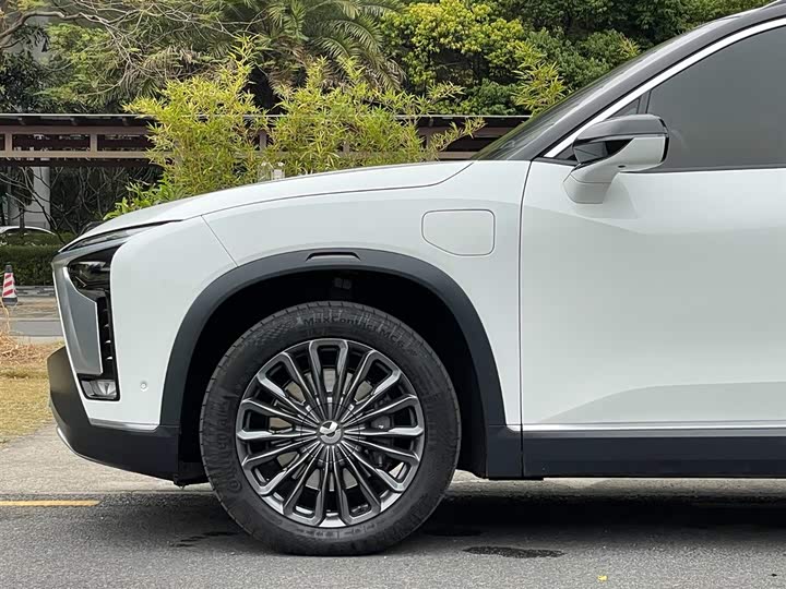 Фото 5 - Nio ES8