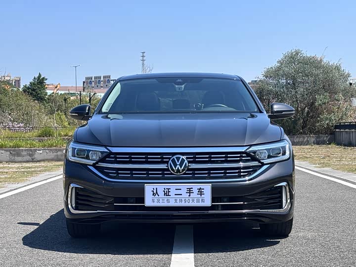 Фото 2 - Volkswagen Sagitar L