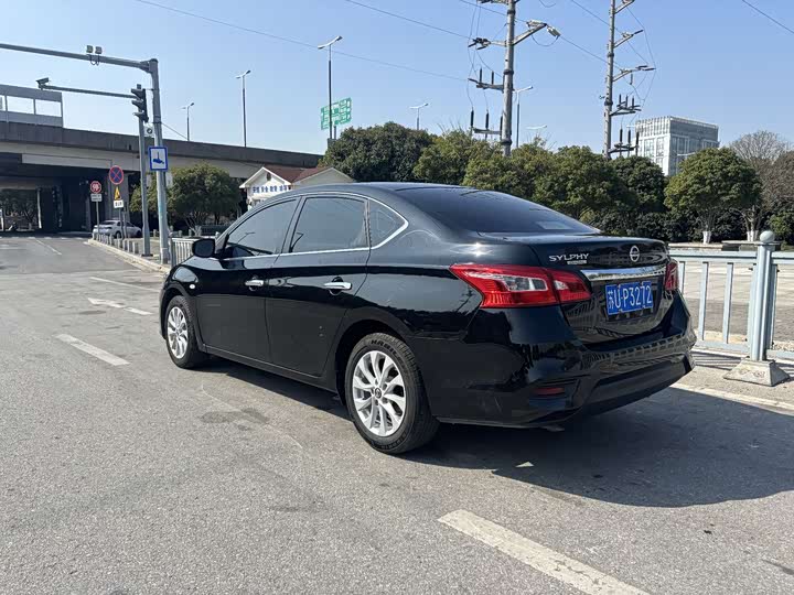 Photo 7 - Nissan Sylphy
