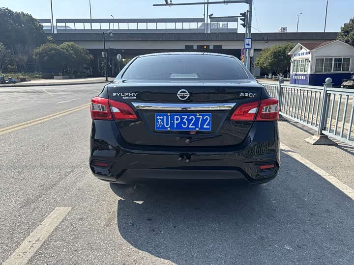 Photo 8 - Nissan Sylphy