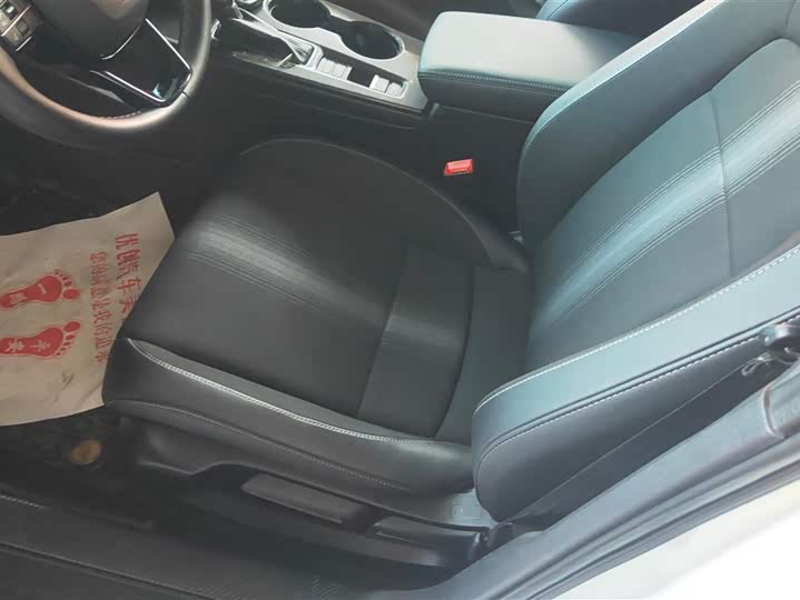 Фото 9 - Honda Civic